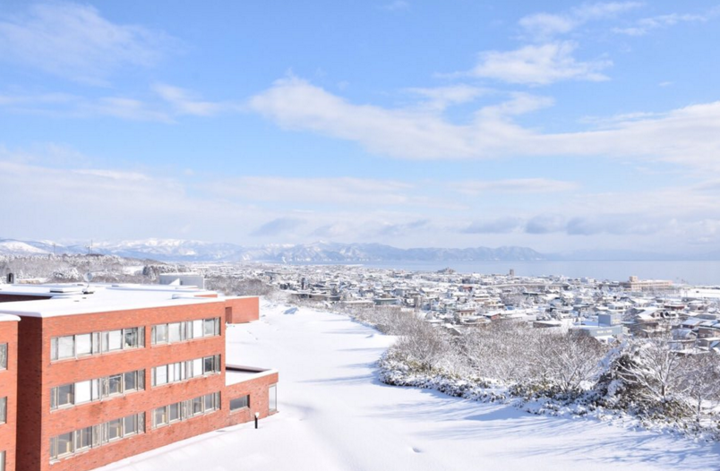 国内では珍しい全寮制学部、「東京理科大学長万部キャンパス」から見下ろす町並みが美しかった