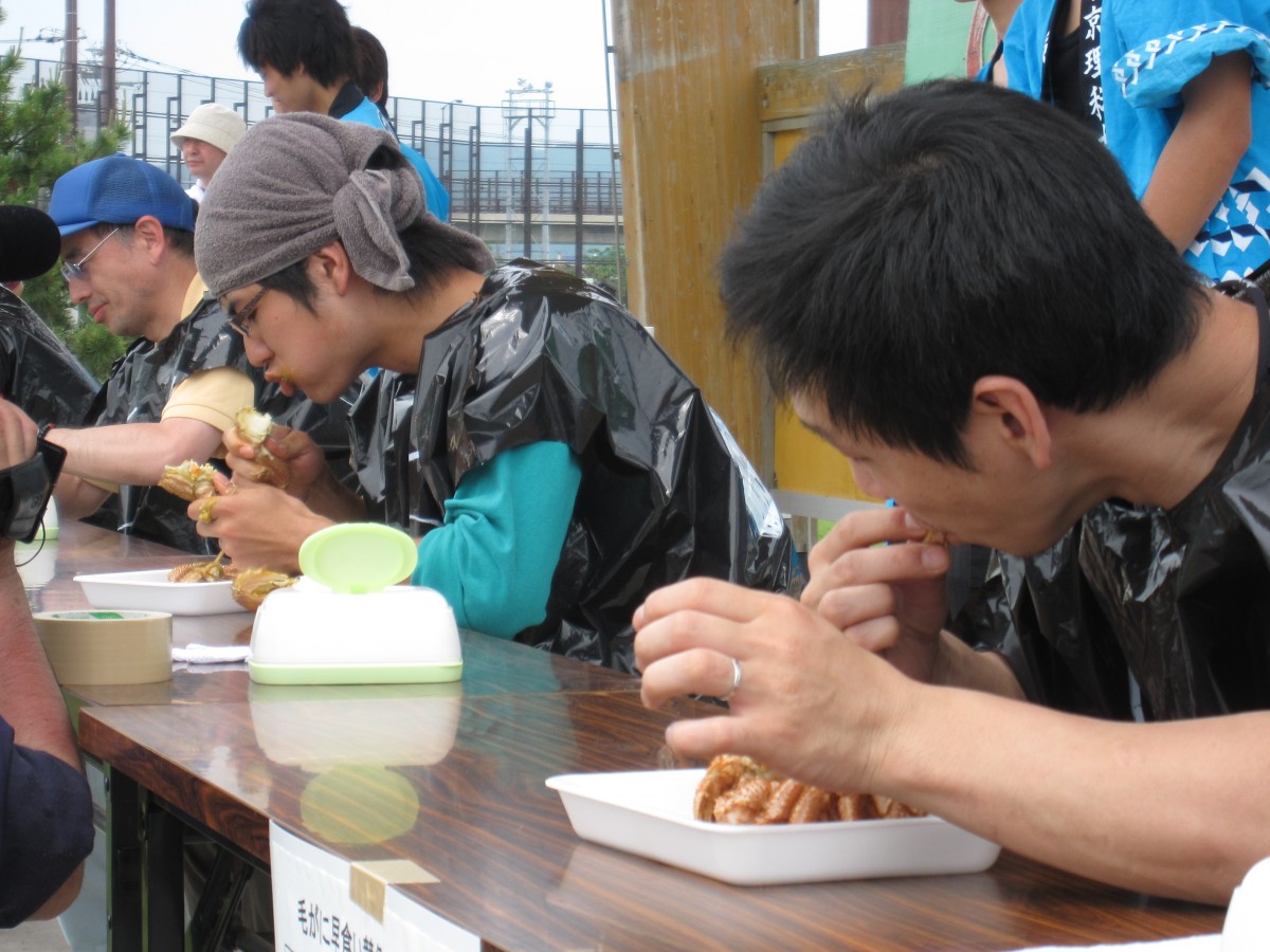 「毛がに」を日本一早く食べる方法